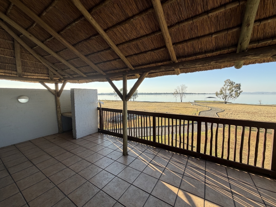 4 Bedroom Property for Sale in Vaaldam SH Free State